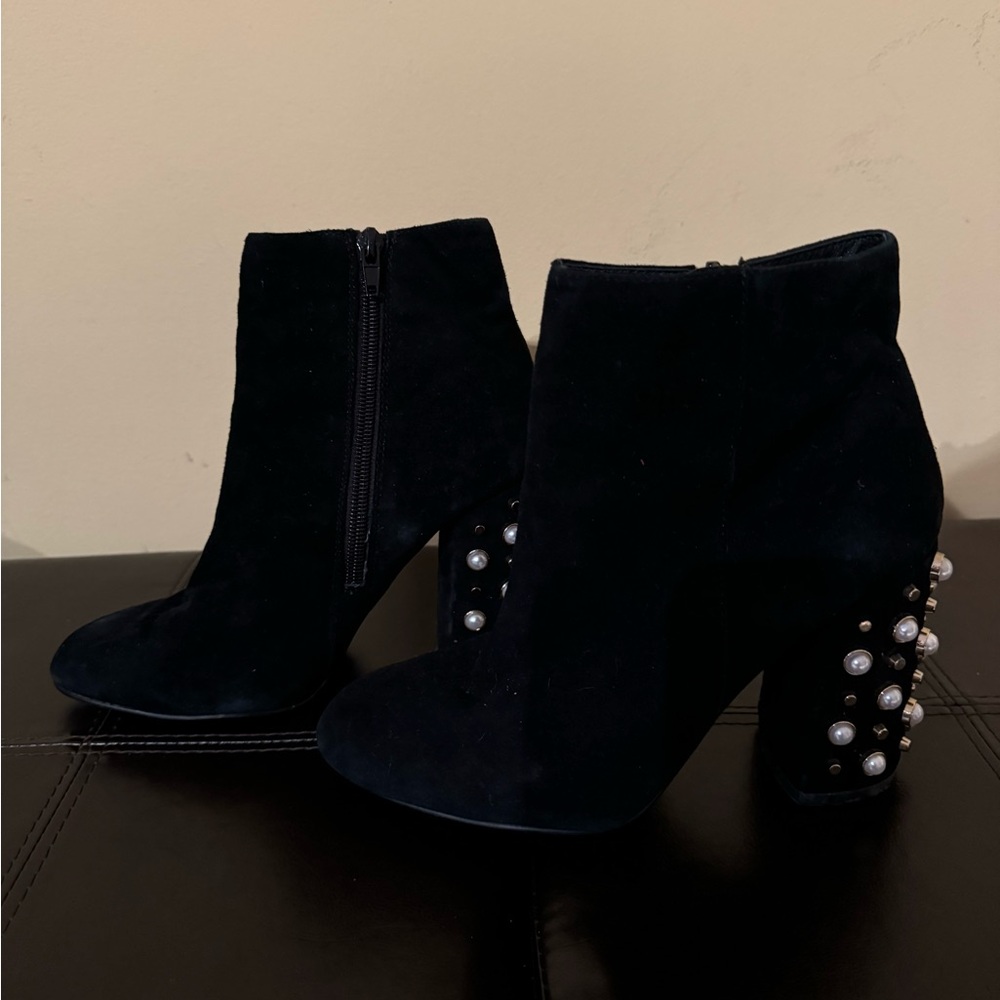 Steve Madden Pearl Booties